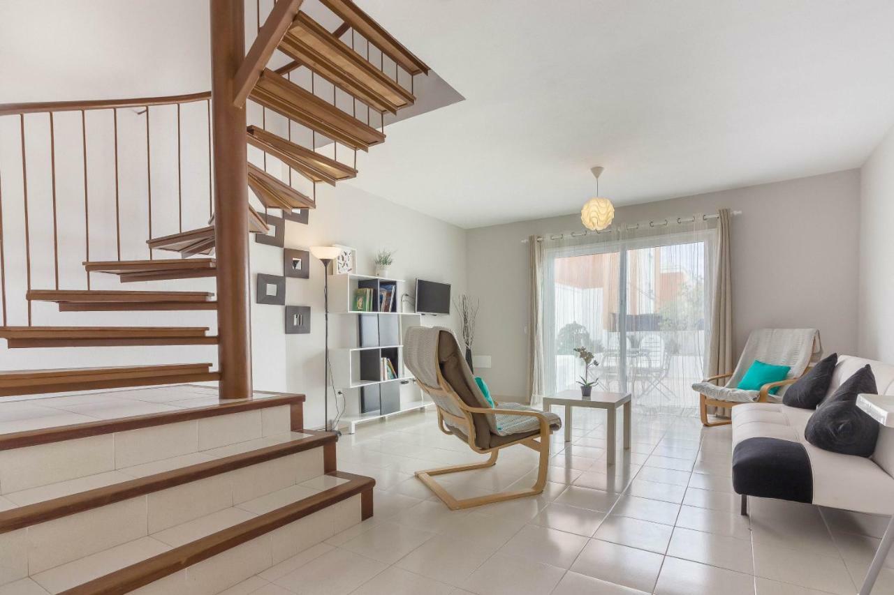 Beautiful 2-Bed Townhouse Near La Tejita Beach/El Medano! Exterior photo